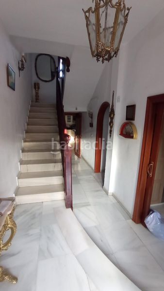 Foto 314b9c68-4c08-4b06-968e-bd4537ac4f56. Casa adossada amb aparcament a Barrio de Ciudad Jardín Málaga