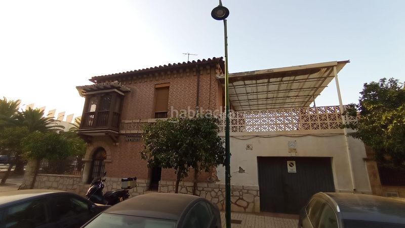 Foto 9a4be3c3-e210-4744-85bb-f18ee58e7a65. Casa adossada amb aparcament a Barrio de Ciudad Jardín Málaga