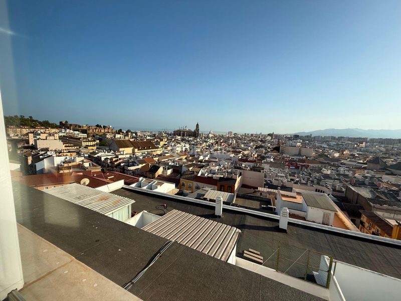 Foto eba4e379-f48f-4278-8c32-54b2f142a2fe. Àtic a El Ejido Málaga