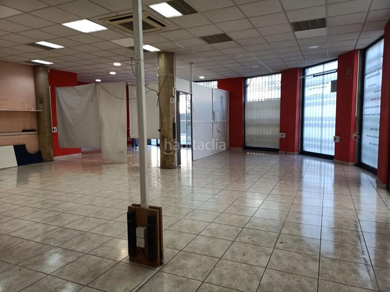 Foto 33f03a16-406e-4855-a189-0c484ec718d5. Alquiler local comercial en calle de joan maragall 1 en Mollet del Vallès