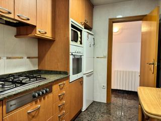 Appartamento in Collegis Nous. Acogedor piso en mollet del valls, ideal para familias