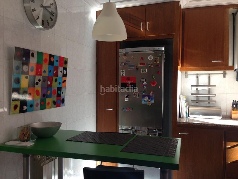 Foto 3a46932b-4c79-42f0-bb22-5d80f900b8f2. Pis amb calefacció aparcament a Olot