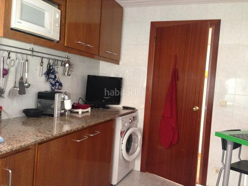 Foto 92bf036e-856d-4972-9b69-d8d63f98b8b6. Pis amb calefacció aparcament a Olot