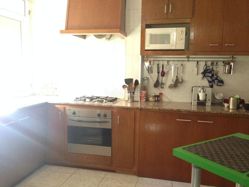 Foto 95563dbe-0126-4476-a028-81b5fbaa22f3. Pis amb calefacció aparcament a Olot