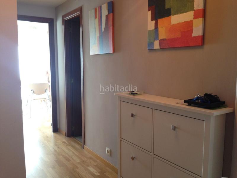 Foto c7a7fae6-5819-4269-b801-8ad3b8f4c76b. Pis amb calefacció aparcament a Olot