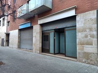 Local Comercial a Calle de sant ramon 78. Espacio vers�til con buena ubicaci�n!