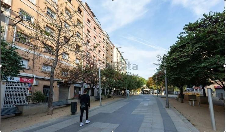 Foto 48a861fd-e5dc-4771-a293-e0e9e885d5ca. Pis a Col·legis Nous Mollet del Vallès