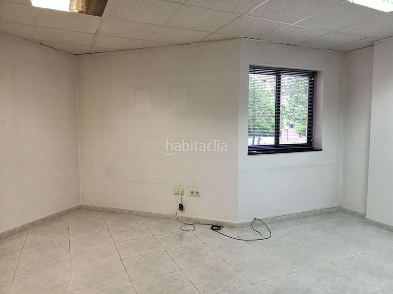 Foto 5a4e4acf-53d8-4ff6-913d-11758ce90e7e. Lloguer local comercial a calle francesc layret 30 a Mollet del Vallès