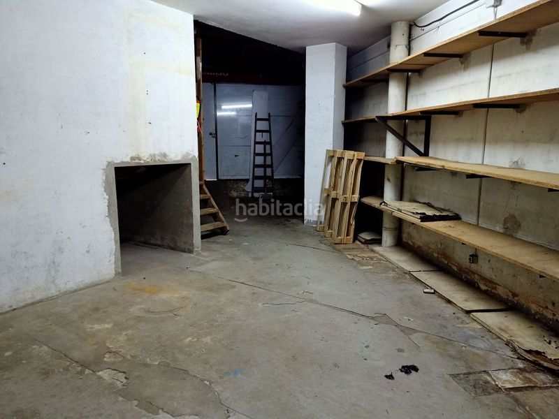 Foto c203532a-61c6-4fdc-9b61-66172dead6d6. Lloguer local comercial a calle francesc layret 30 a Mollet del Vallès
