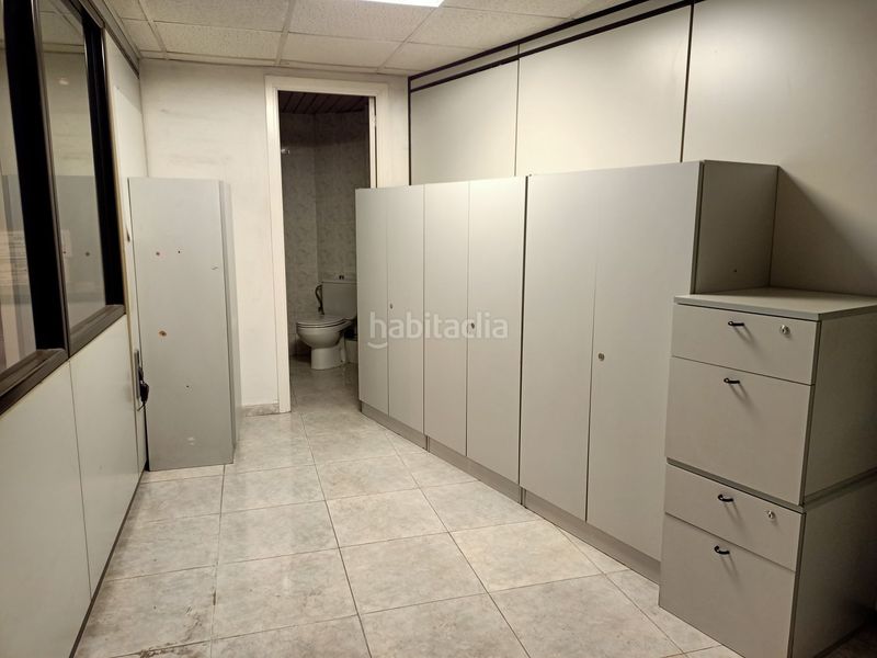 Foto eaaf35eb-d288-427b-9e57-c0cbe77db412. Lloguer local comercial a calle francesc layret 30 a Mollet del Vallès