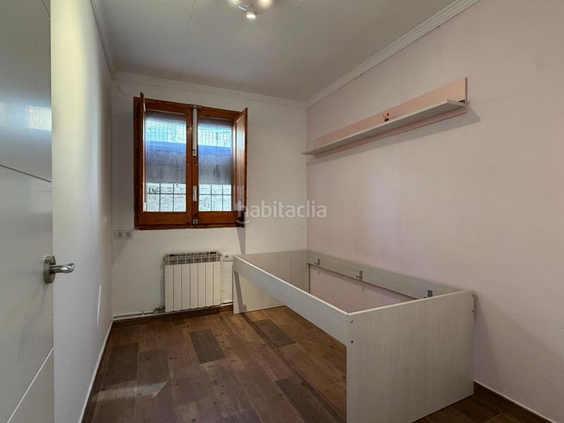 Foto d73debd8-bfa5-460d-8e45-1b52ea5a4bd5. Casa  en planta en Sant Fost de Campsentelles