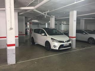 Parking coche en Carrer de sant antoni 104. Parking de 22 m2