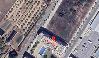 Wohngrundstück in Carrer terres de les ebre 6. Solar urbano para 22 viviendas