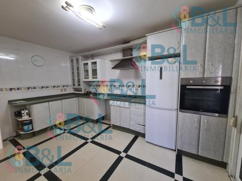 Foto 0a6cb02e-8035-41e4-993f-03177204710e. Chalet mit parking in Punta Umbría