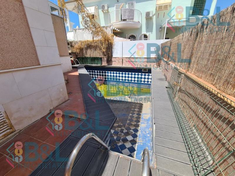 Foto 29490327-afea-415c-9140-9bd03e71f300. Chalet mit parking in Punta Umbría