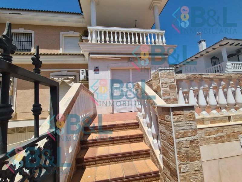 Foto 99d498c9-e60b-4dc3-a39b-4752d2dd5767. Chalet mit parking in Punta Umbría