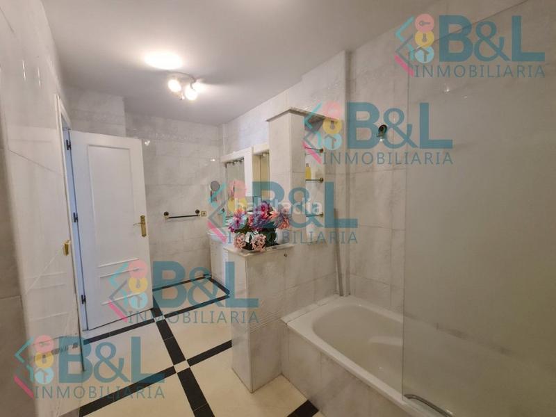 Foto a43856a9-275e-4d8c-87df-7639c4625d93. Chalet mit parking in Punta Umbría