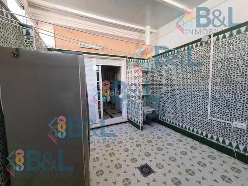 Foto abd3b792-43bb-4f5e-bfd3-256a0de5e999. Chalet mit parking in Punta Umbría