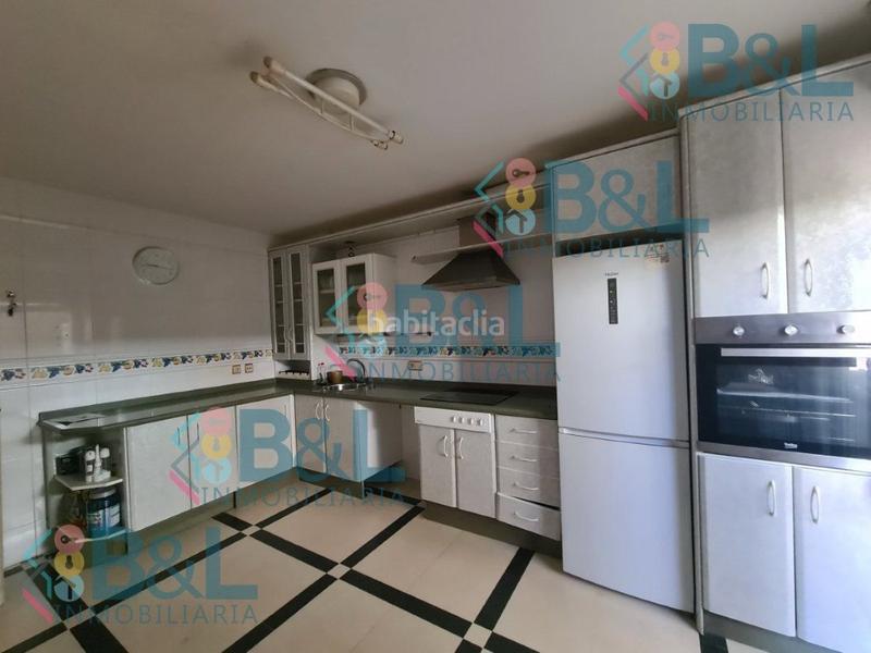 Foto c3031ece-b9dc-4f56-8308-e5f41de8e0ca. Chalet mit parking in Punta Umbría