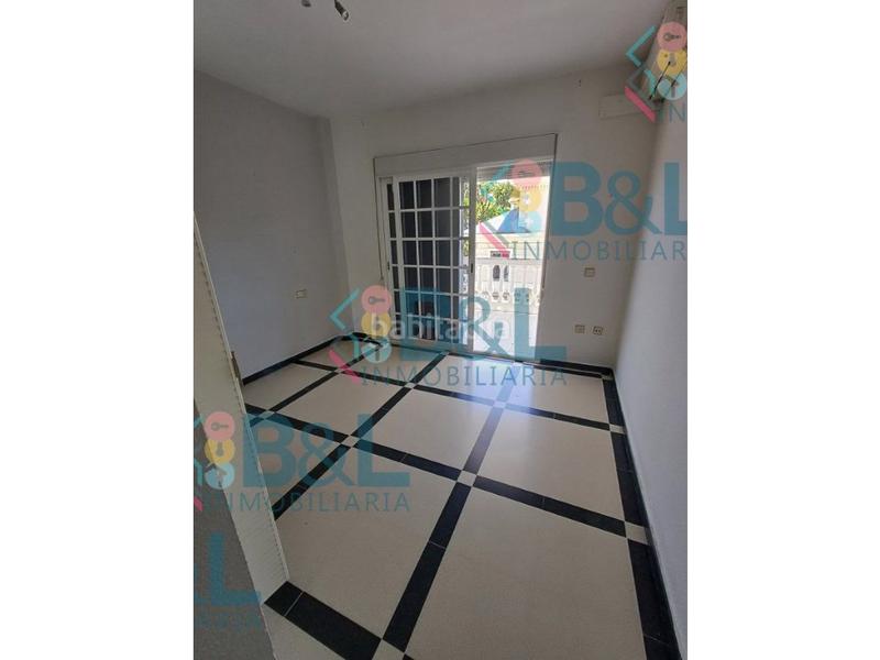 Foto f25e5041-36bd-45d5-8912-602eeaf04553. Chalet mit parking in Punta Umbría