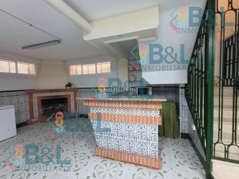 Foto f4fea36c-0e96-4c5a-b823-39912cd0b8f4. Chalet mit parking in Punta Umbría