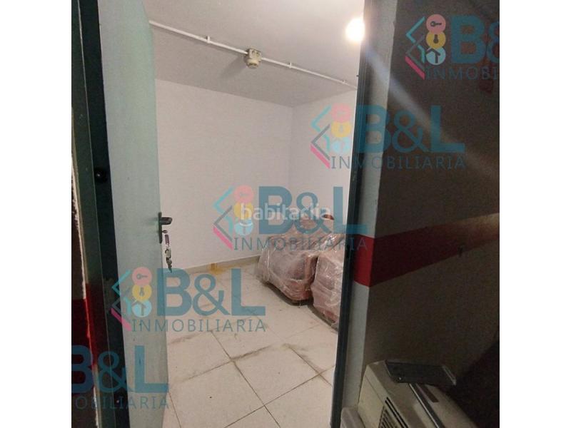 Foto 48a0212c-dab3-4314-8eb0-19bf3c95c80a. Parking coche plaza de garaje campo de golf . en Islantilla