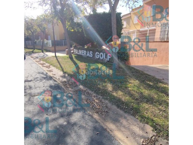 Foto 58aad106-627d-41ca-b4f8-f342bf36a89b. Parking coche plaza de garaje campo de golf . en Islantilla