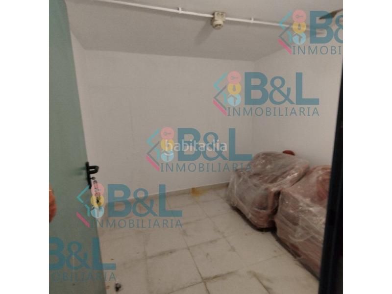 Foto 79ef0411-2179-4a23-85b9-6d42d5077ac4. Parking coche plaza de garaje campo de golf . en Islantilla