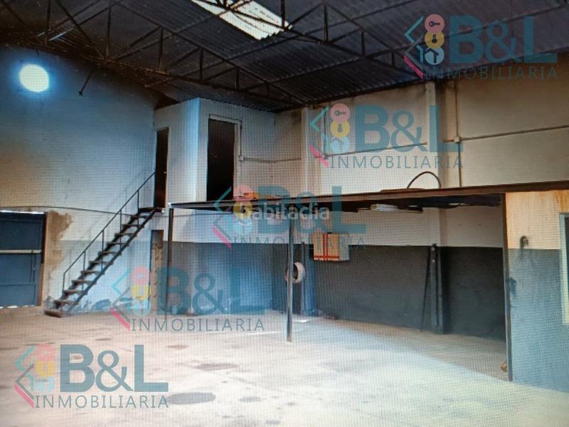 Foto 67d486d9-7432-409c-b3e4-3532d7bcde95. Fabrikhalle in Niebla