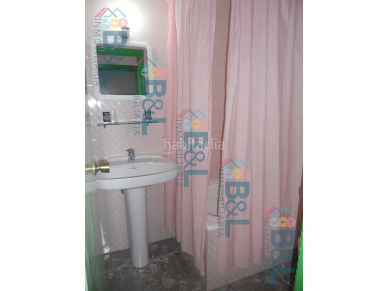Foto fa4e013f-9e05-455a-b1dd-2e4282c3ba26. Local comercial a Rosal de la Frontera