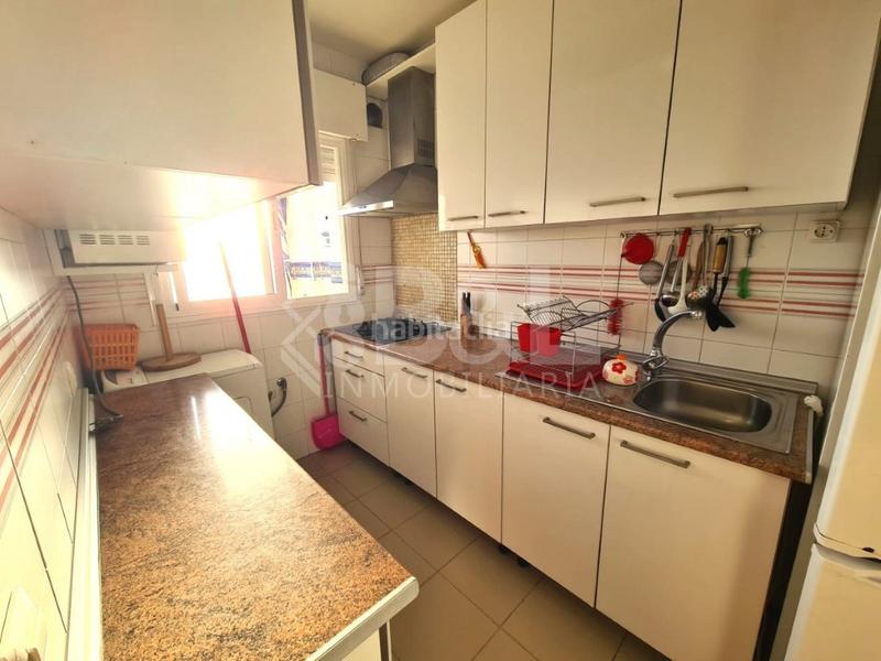 Foto cab7bb8b-2ab0-4c55-90ca-c35c6cdee7f4. Pis amb aparcament a El Portil