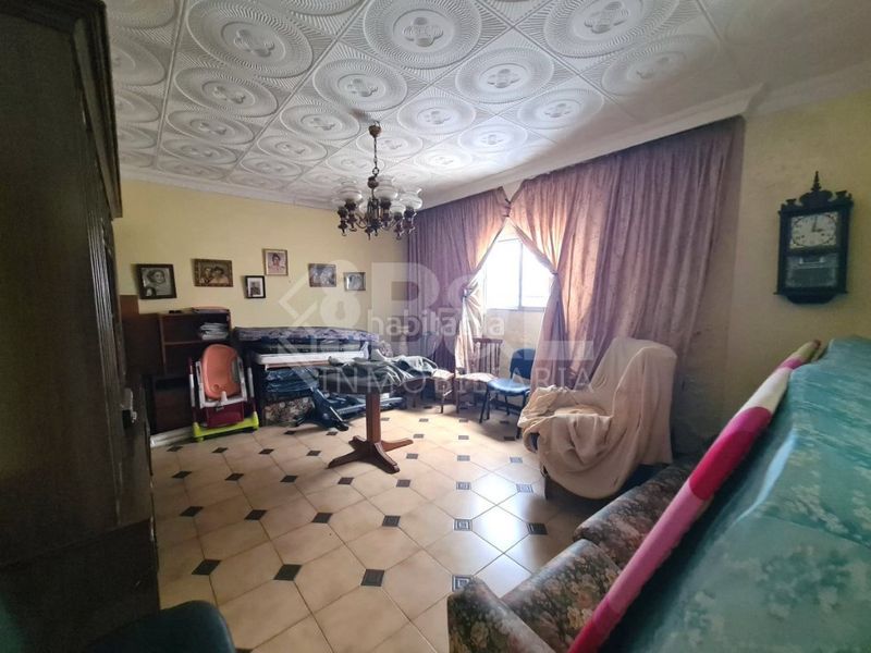 Foto 2ad0aab2-7a6e-4fd4-a0b5-dd91524d6500. Casa a Nuevo Parque - Los Rosales - Tráfico Pesado Huelva