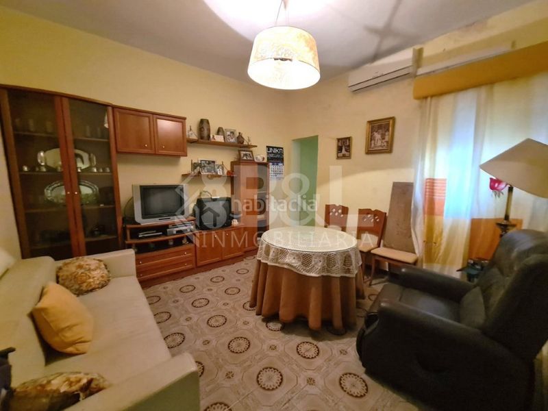 Foto ee3a55b2-b7de-46cf-95d7-6b8e356fa74b. Casa a Nuevo Parque - Los Rosales - Tráfico Pesado Huelva