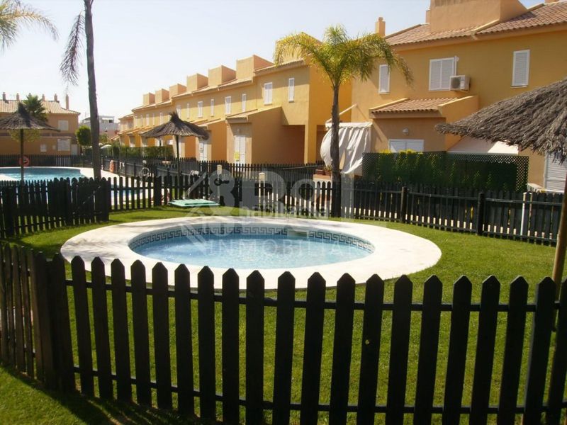 Foto c6880fe1-98c4-4afd-9f9f-6580a657daa7. House in La Redondela