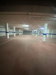 Autoparkplatz in Puerta de Cuartos-Avenida de Portugal