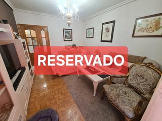 Pis a Centro-Corte Inglés. Piso con plaza de garaje en la zona nuevo centro