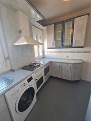 Appartement à Centro-Corte Inglés. Piso seminuevo con garaje y trastero en pleno centro de la ciuda