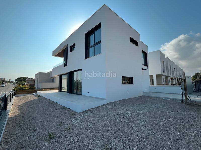 Foto d7a6bff7-df36-45c1-b299-dbfdf57df696. Xalet amb calefacció aparcament piscina a mar Cambrils Cambrils