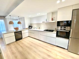 Appartement  Passeig de sant joan baptista de la salle. Piso reformado calidades de lujo
