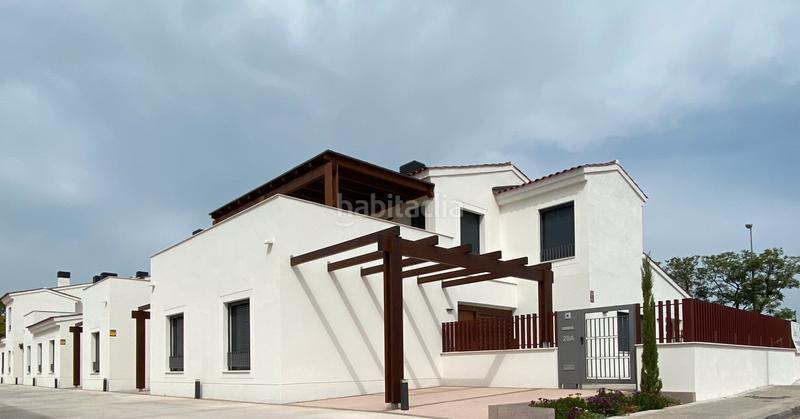 Foto 0ffa8a52-a0ee-4c5b-bad5-680f9bdb9de0. Casa aparellada amb xemeneia calefacció aparcament piscina a Cambrils