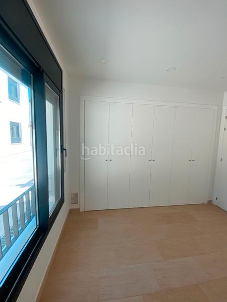 Foto 13ebed74-e5b5-4ff5-9fce-8c51270b0537. Casa aparellada amb xemeneia calefacció aparcament piscina a Cambrils