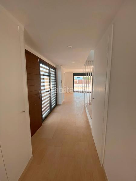 Foto 3f3a4bb7-72e8-441e-a6d0-acaf07df3c96. Casa aparellada amb xemeneia calefacció aparcament piscina a Cambrils