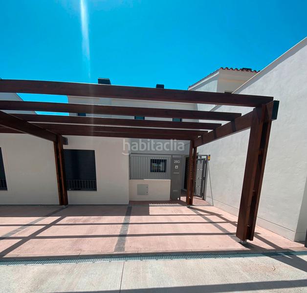 Foto 57992690-bcb9-4d19-b1f7-51fede39c3dc. Casa aparellada amb xemeneia calefacció aparcament piscina a Cambrils