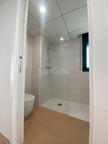 Foto bb7d5da1-05b6-468e-8f78-6326720e97a2. Casa aparellada amb xemeneia calefacció aparcament piscina a Cambrils