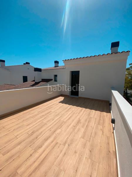 Foto c97d16d7-31f1-46ed-858a-ec3f67392b6f. Casa aparellada amb xemeneia calefacció aparcament piscina a Cambrils