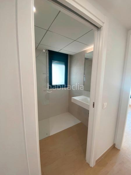 Foto fe58c9ae-da59-42a2-9ab7-89cec7d7607c. Casa aparellada amb xemeneia calefacció aparcament piscina a Cambrils