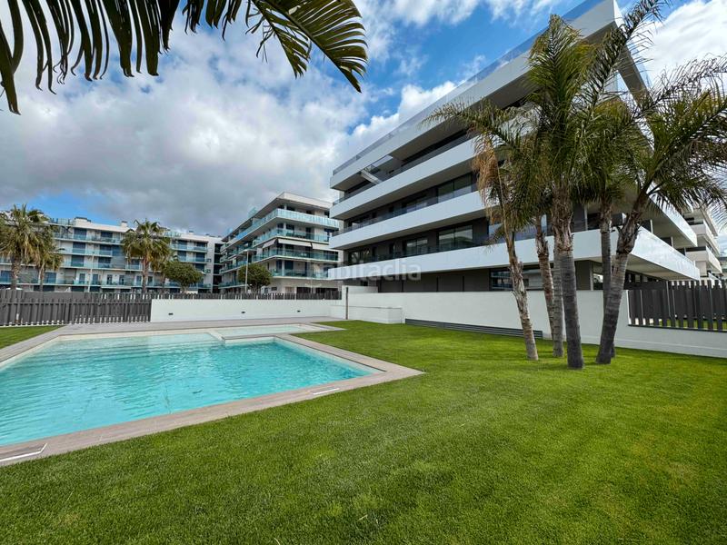 Foto 0bed8b8a-0622-482a-b066-43c172066955. Àtic amb calefacció aparcament piscina a Els Esquirols Cambrils