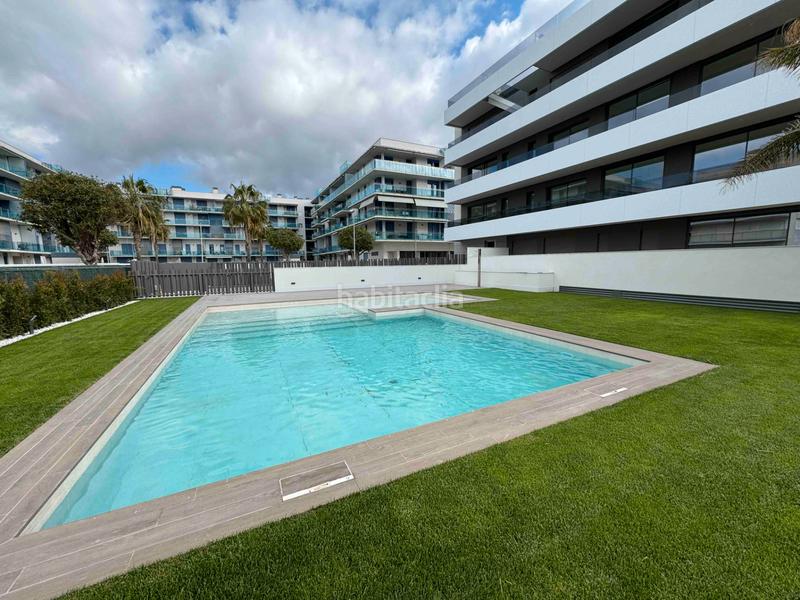 Foto c4c406e4-2e01-4c45-bf84-e75441921524. Àtic amb calefacció aparcament piscina a Els Esquirols Cambrils