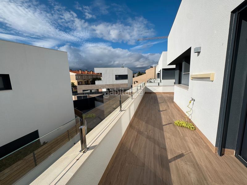 Foto 02e392ec-ceb6-4d66-893e-374cd6308eb2. Chalet con camino riscaldamento parcheggio piscina in Cambrils