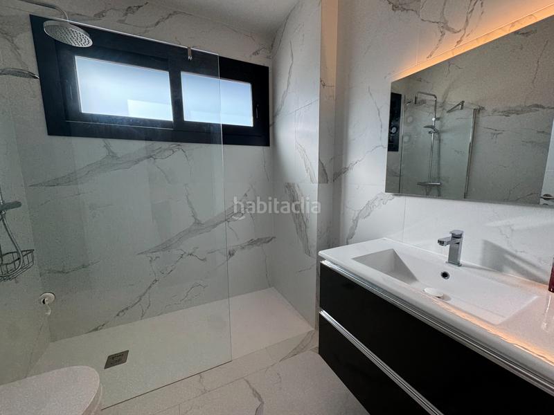 Foto b79fe987-c028-4663-9d2b-2daf9b57bd89. Chalet con camino riscaldamento parcheggio piscina in Cambrils